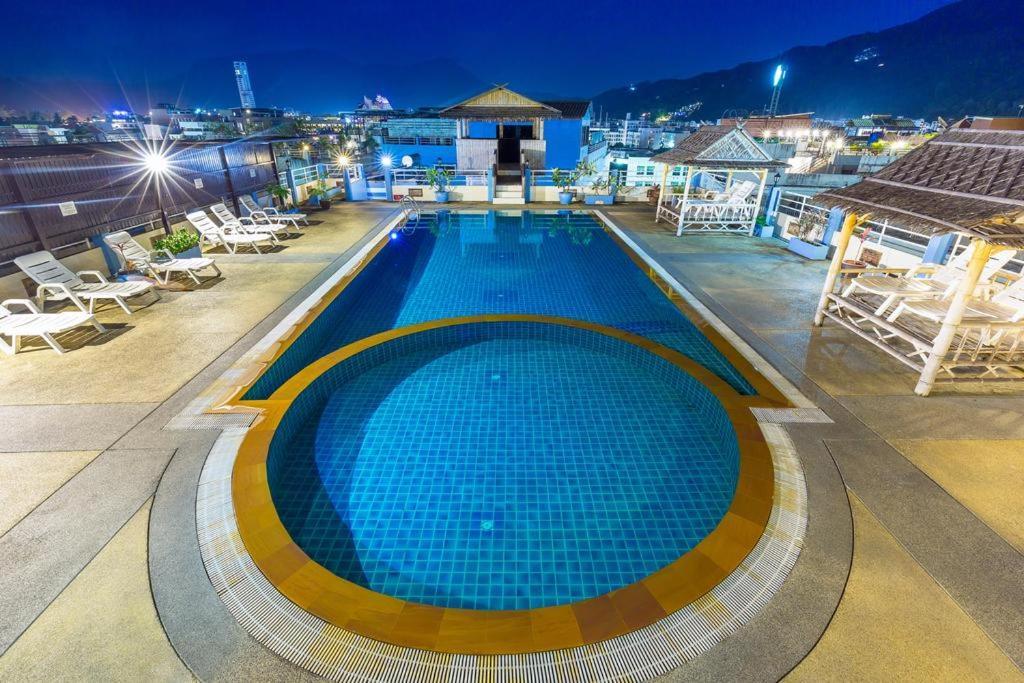 מלון Patong Sharaya Boutique Complex מראה חיצוני תמונה