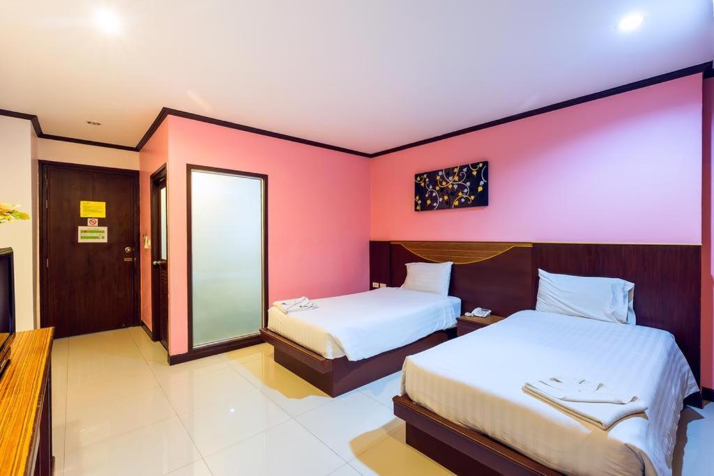 מלון Patong Sharaya Boutique Complex מראה חיצוני תמונה
